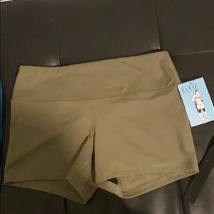 Women’s Camo green  PHR Fleo shorts.